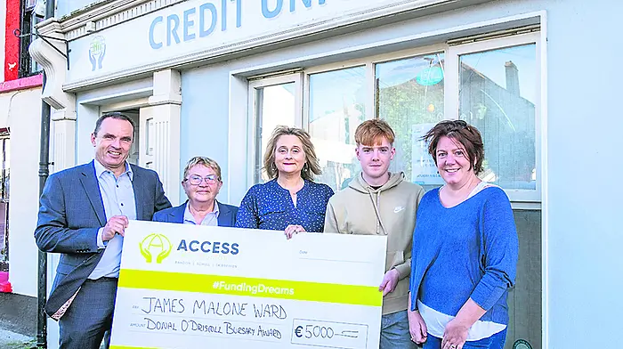 CREDIT WHERE IT’S DUE Bursary awarded Image