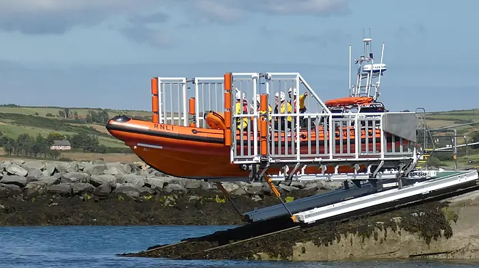 Baltimore RNLI assist yacht that ran aground Image