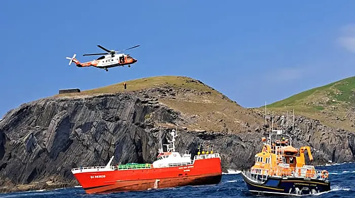 Crew rescued after fishing vessel ran aground at Dursey Island Image
