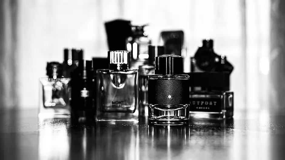 Signature scents: how to make a statement with fragrance Image