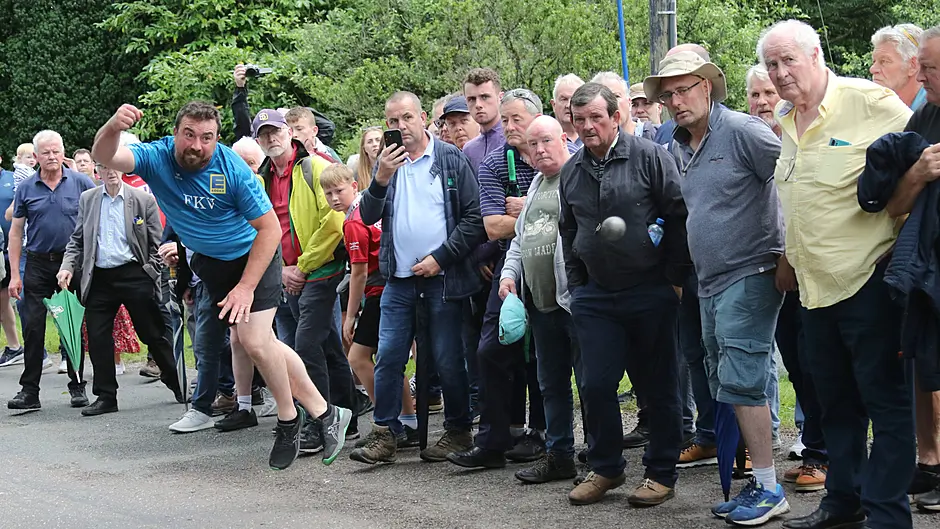 Brinny bowler Murphy retakes Munster senior throne Image