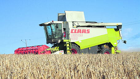 FARM CLASSICS: Claas Lexion 480 tore up the rulebook in design Image