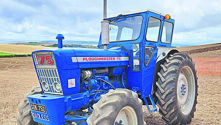 Military precision in the Roadless Ploughmaster 75 Image