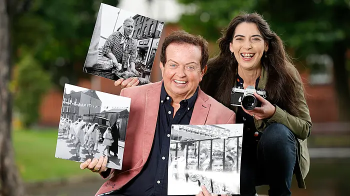 Snap-happy show with Marty is a hit Image