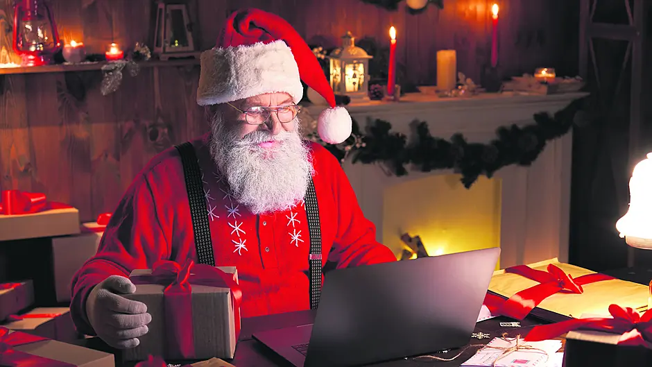 WOMAN ON THE VERGE: Tech fail saw early Christmas preparations collapse … may God send us no greater loss! Image