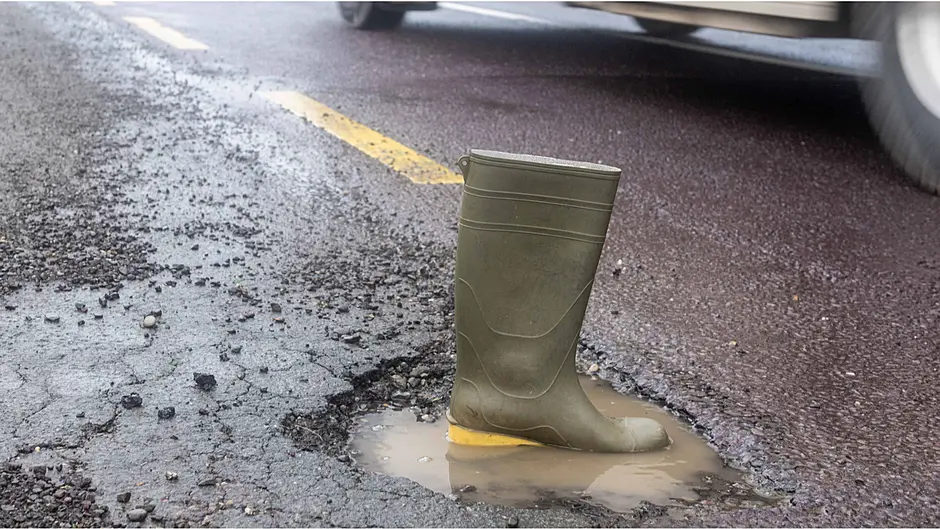 Plugging holes on N71 is not a patch on the investment needed say Cllrs Image