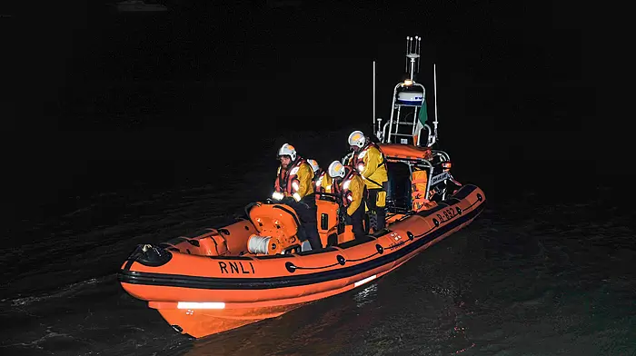 Crosshaven RNLI in late night medevac of ill crewman Image