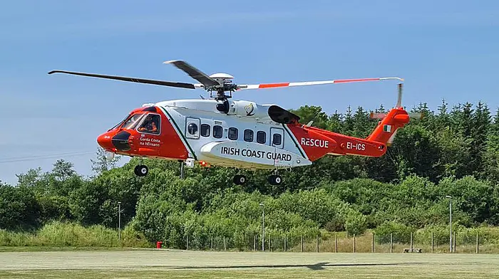 R115 airlift for ship casualty Image