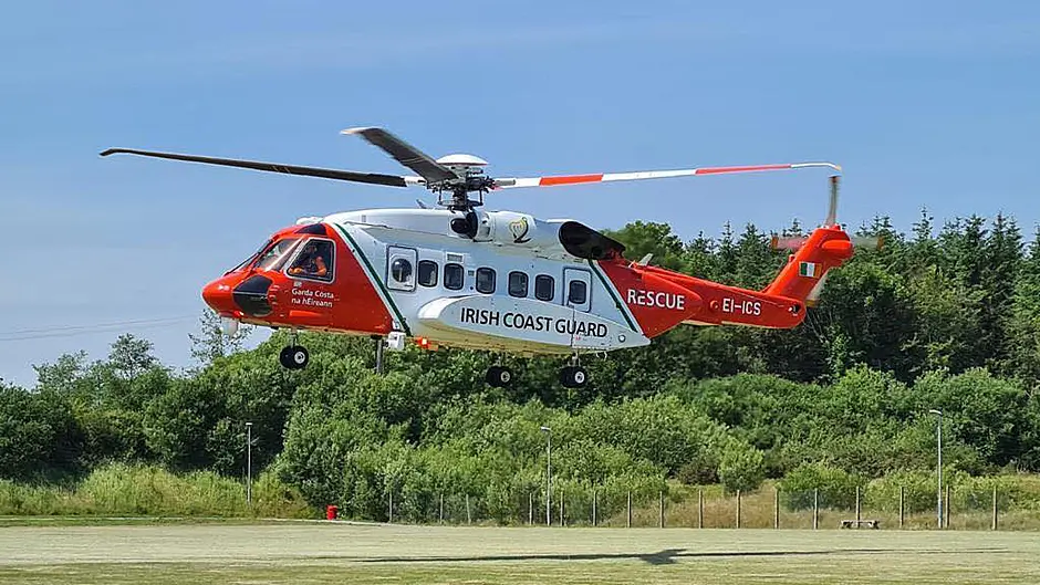 R115 airlift for ship casualty Image