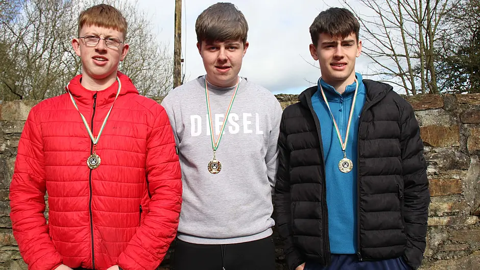 Coláiste Ghobnatan and Clonakilty Community College impress as schools battle for road bowling honours Image