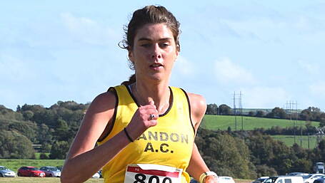 Fiona Everard pushes Olympian Lizzie Lee all the way at county cross-country championships Image