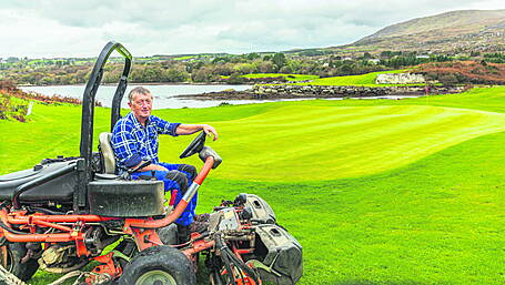 Brendan ‘putt’ Berehaven Golf Club on the right course Image