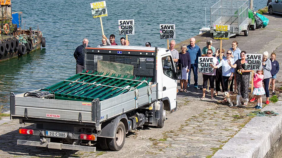 Pontoon mooted for Union Hall pier Image