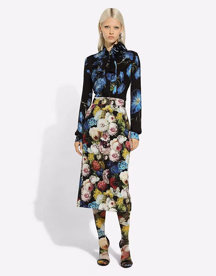 MB---DOLCE-&-GABBANA-Light-satin-shirt-with-bluebell-print