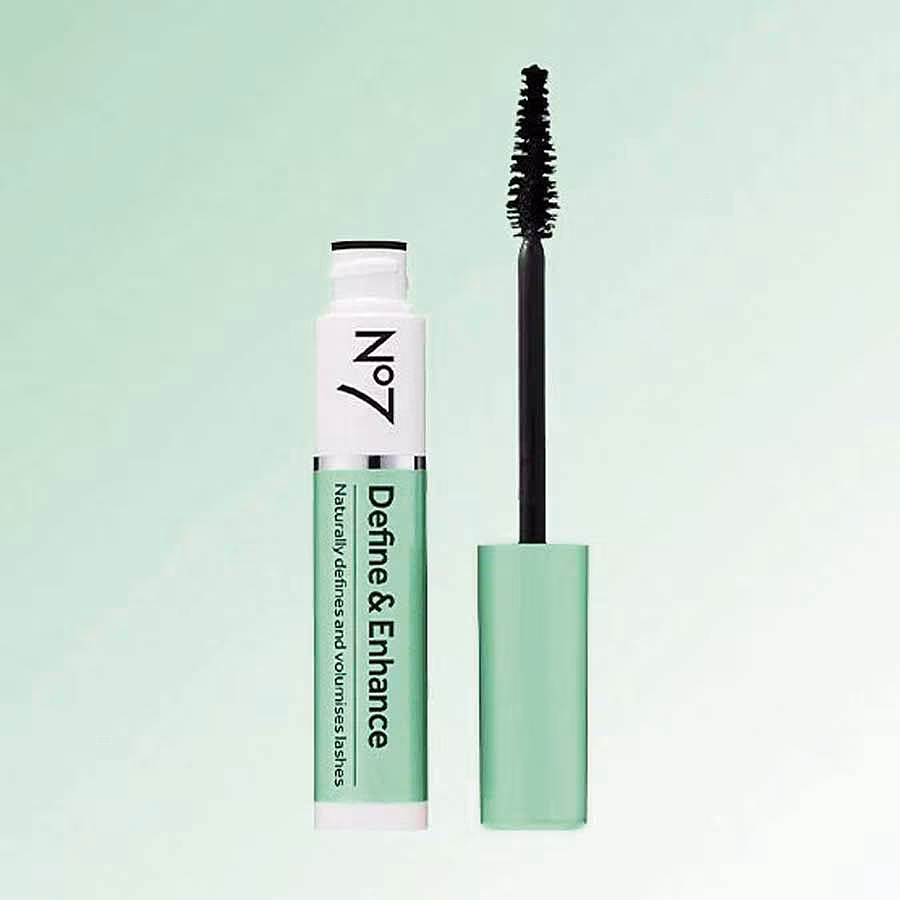 Beauty---2023-12_no7_content-page_get-the-look_25-teaser_define-enhance-mascara.dam.ts=1705070092024-copy
