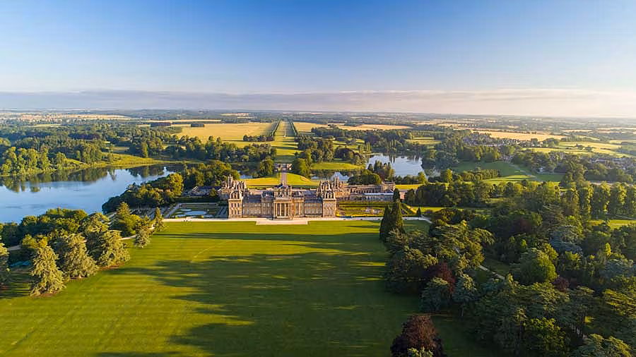 Fashion---Blenheim-Palace---aloshot_SouthLawn-(1)