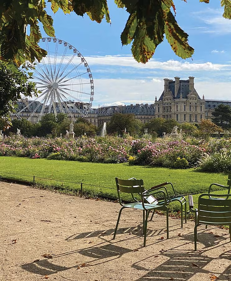 Shelly---a-walk-through-tuileries-garden-summer-featured1