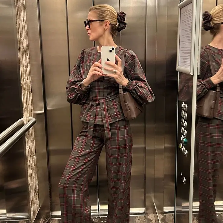 Instagram @kellyrutherford