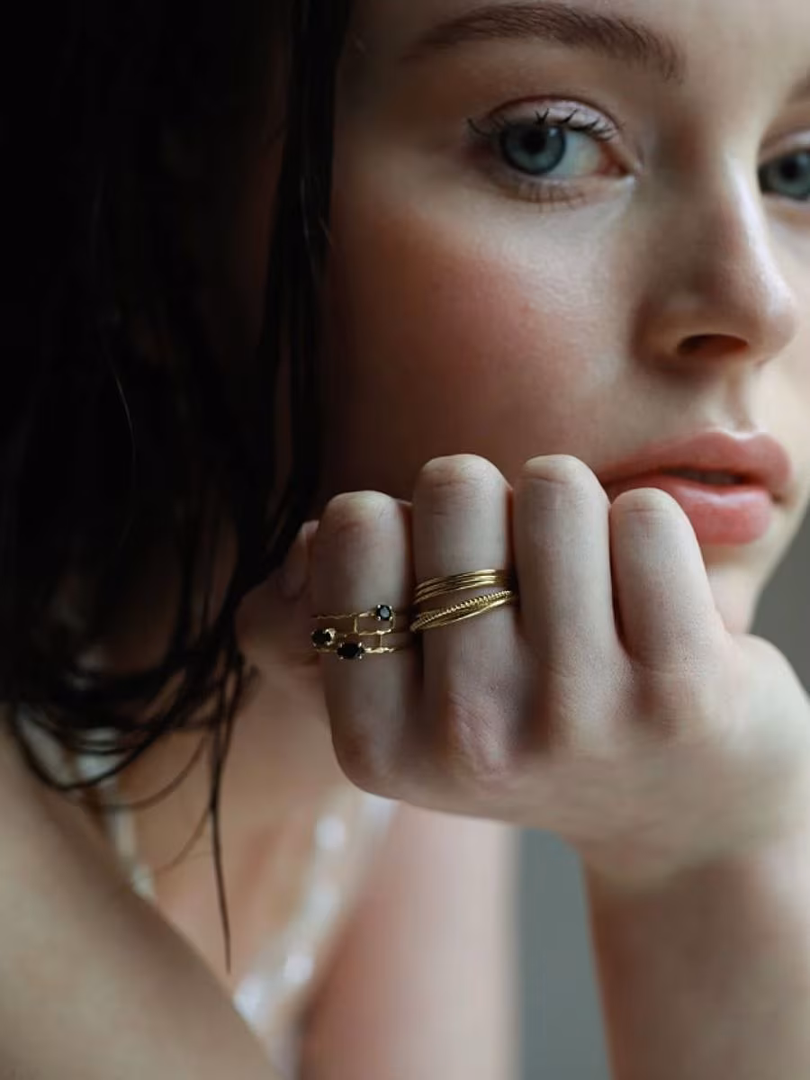 The-Gloss-Magazine-ring-stacking-trend-5