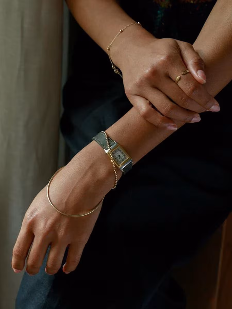 The-Gloss-Magazine-ring-stacking-trend-8