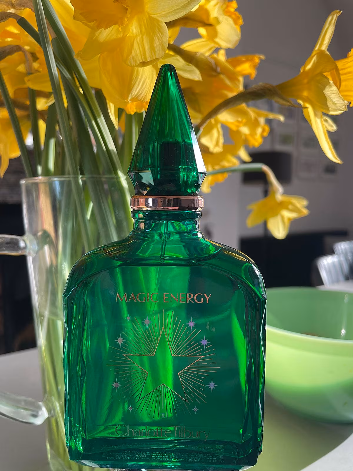 charlotte-tilbury-perfume-magic-energy