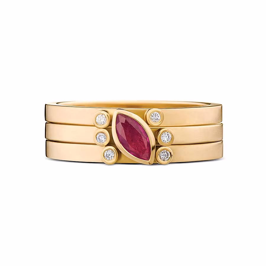 MB---Síne-Vasquez-Jewellery.-Gather-ruby-diamond-ring-set-(hi-res)-€4595