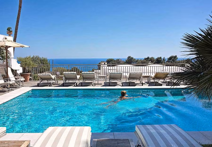 Capri---hotel-canasta