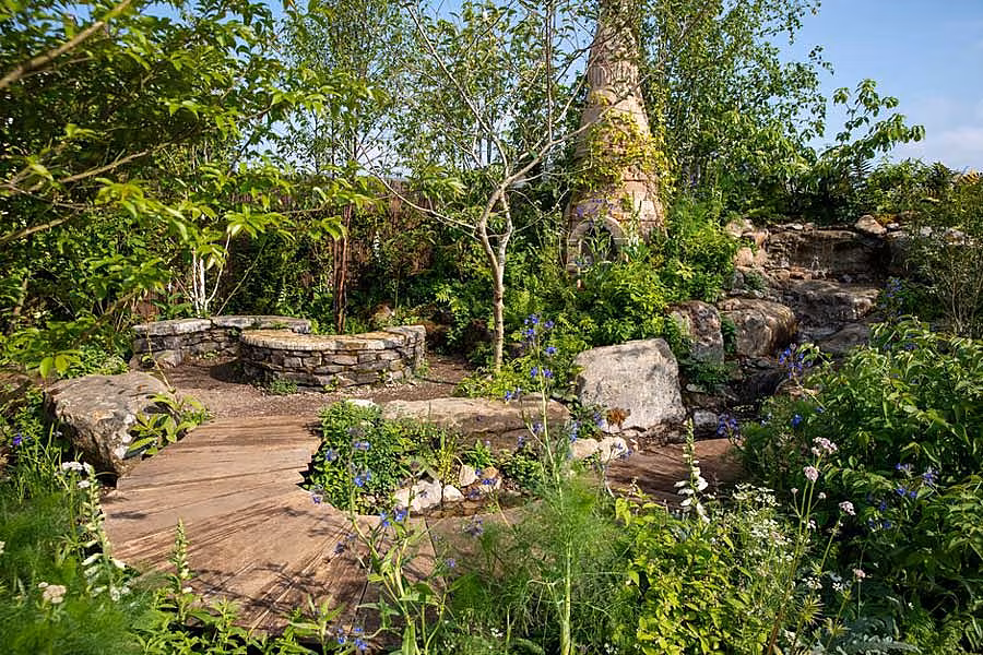 Chelsea---Burma-Healthcare-garden
