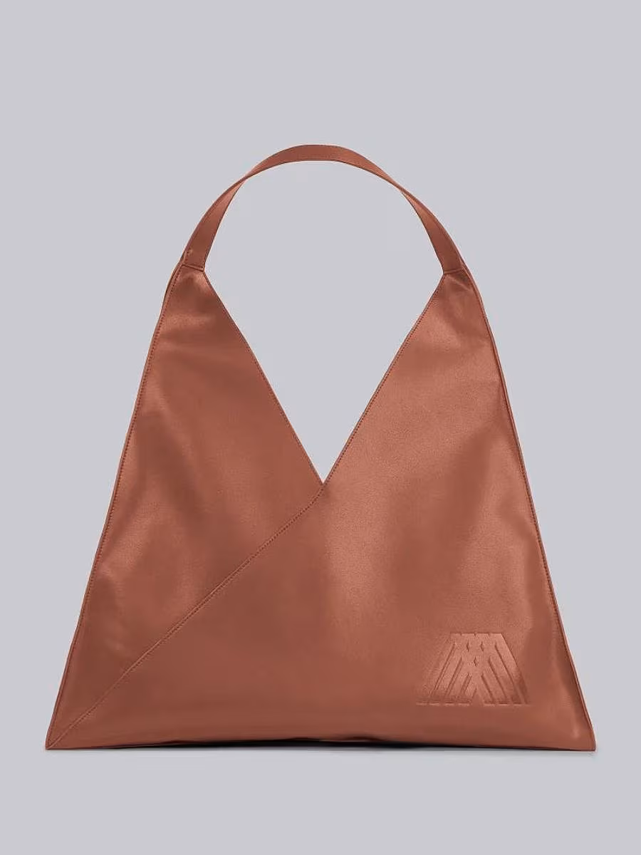 The-Gloss-Magazine-brown-shopper-2