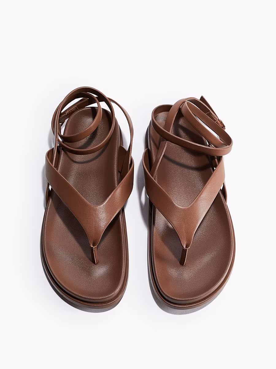The-Gloss-Magazine-holiday-capsule-wardrobe-1