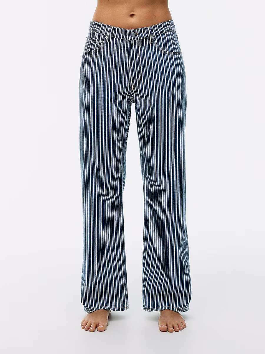 The-Gloss-Magazine-striped-jeans-trend-6