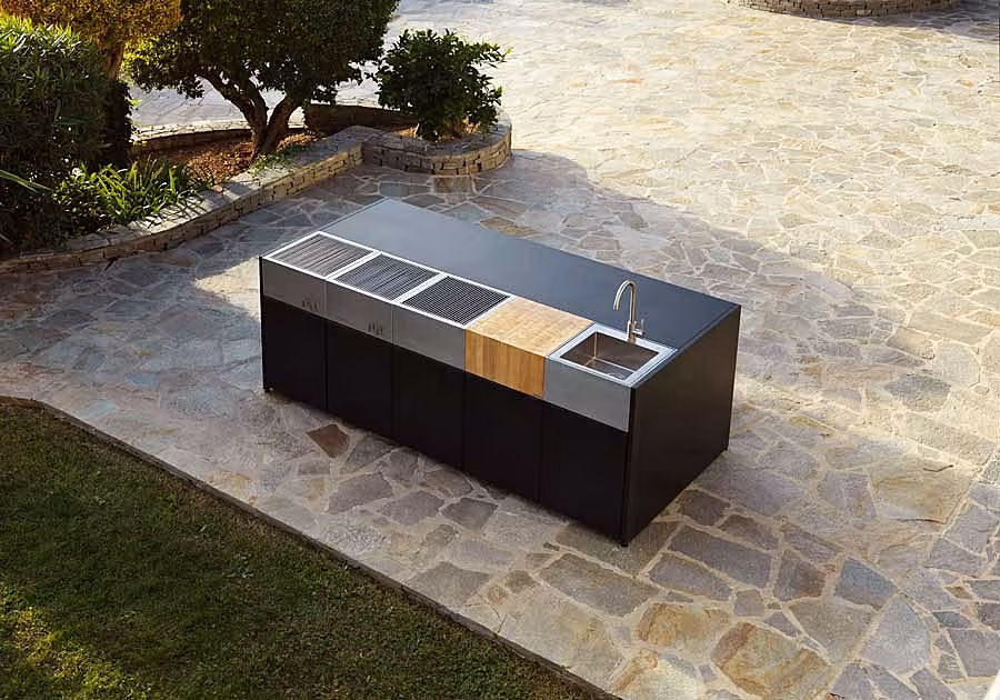 kitchen---Roshults-Outdoor-Kitchen_10377-02-LowRes.jpg