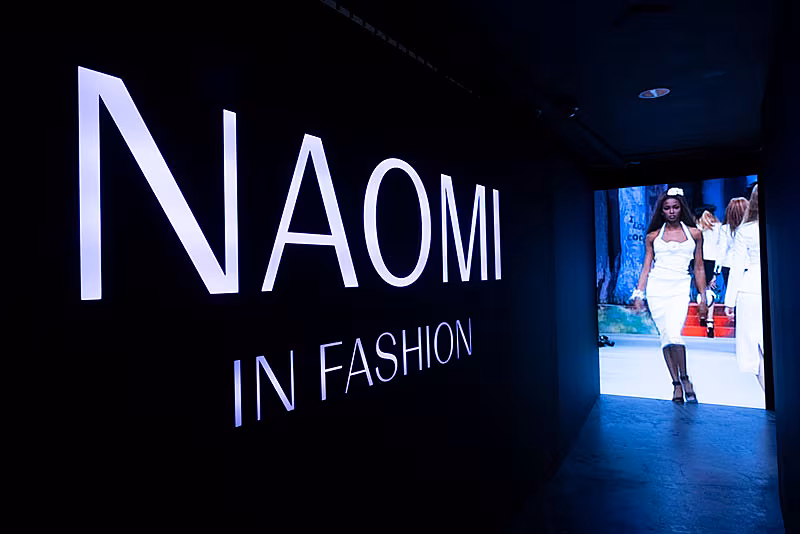 NAOMI-In-Fashion-at-the-V&A,-Supported-by-BOSS-(c)-Victoria-and-and-Albert-Museum,-London
