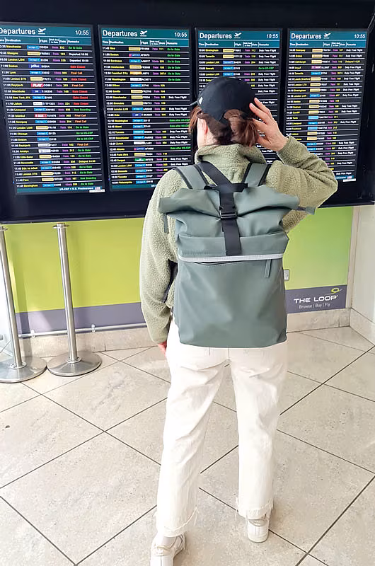 Hilda-travel-under-seat-bag