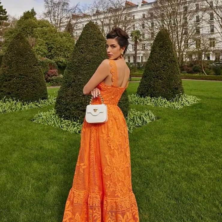 Instagram @netaporter