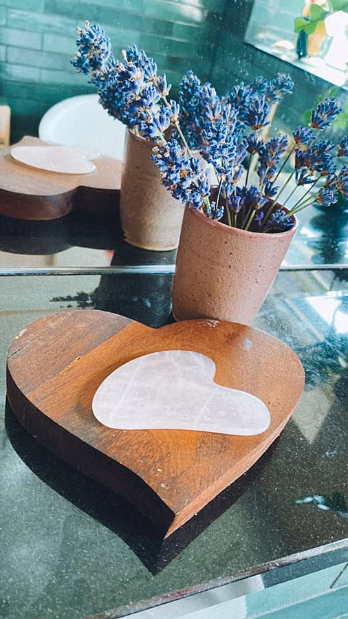 Beauty---Gua-Sha