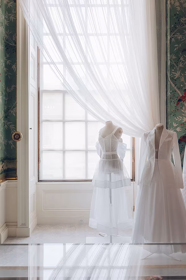 Erdem_IC_Chatsworth_Deb_IndiaHobson_LR-22