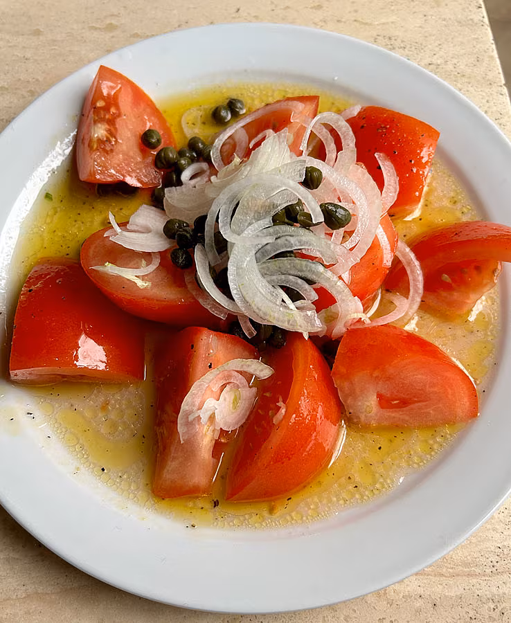 Kitty---tomato-salad
