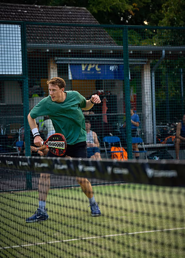 PADEL---Elliot-8c5d046a-f435-4142-9570-229f500554b7