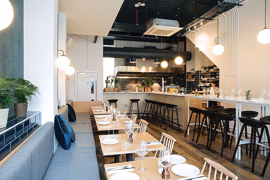 Restaurant---Host-Restaurant-main-image