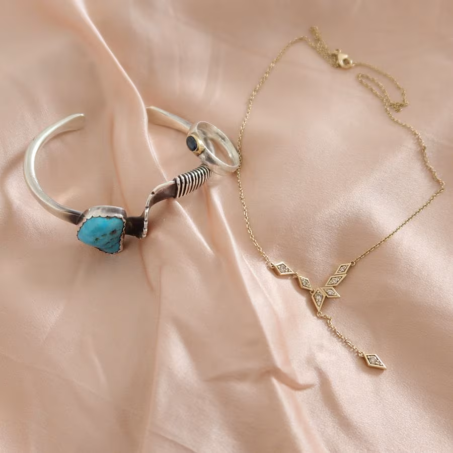 The-Gloss-Magazine-Tara-Marzuki-Tales-From-My-Wardrobe-15