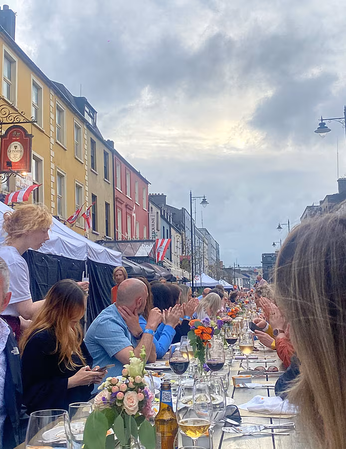 Cork---long-table