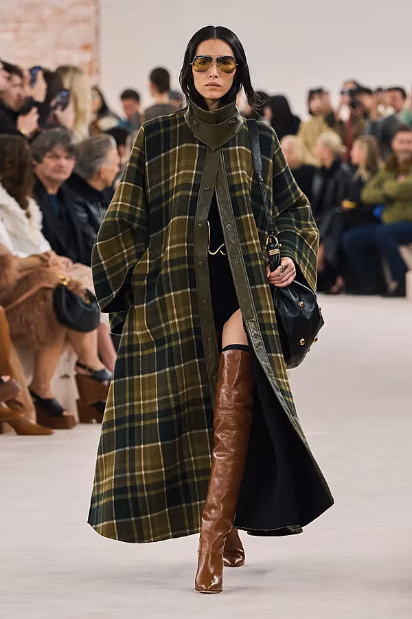 00030-chloe-fall-2024-ready-to-wear-credit-gorunway.JPG-copy