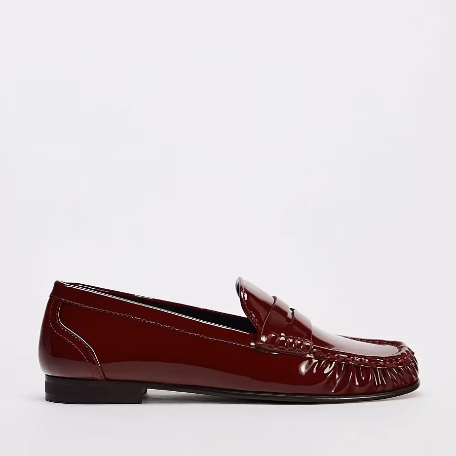 The-Gloss-Magazine-burgundy-trend-3