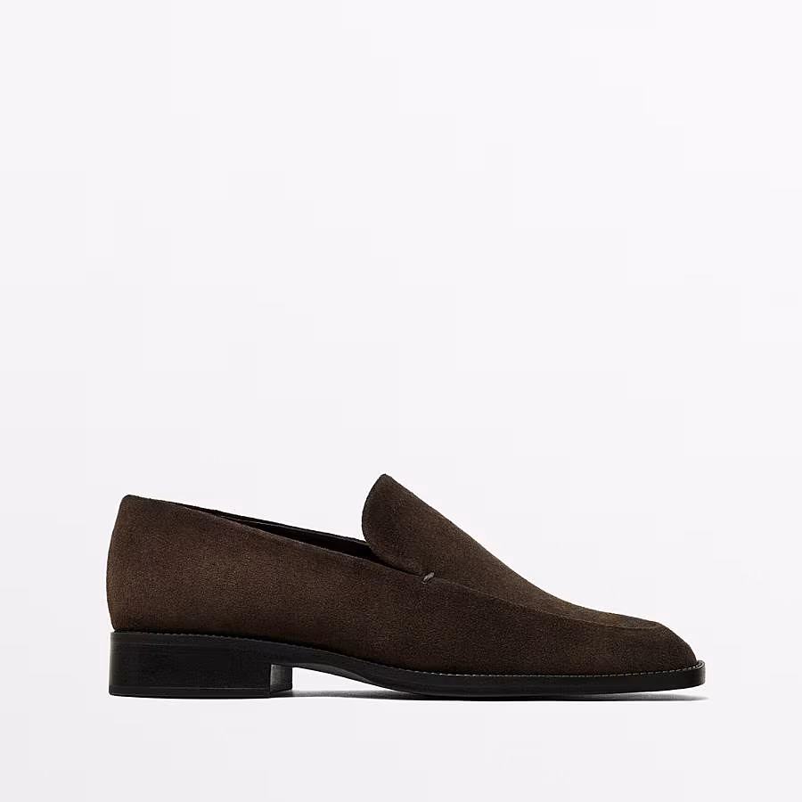 The-Gloss-Magazine-suede-loafers-7