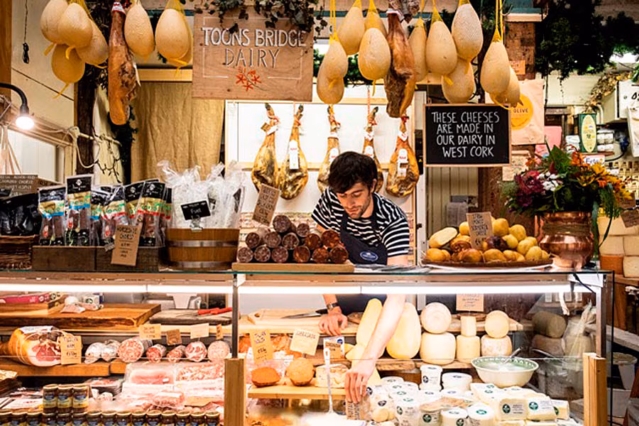 toonsbridge-dairy-display-English-Market
