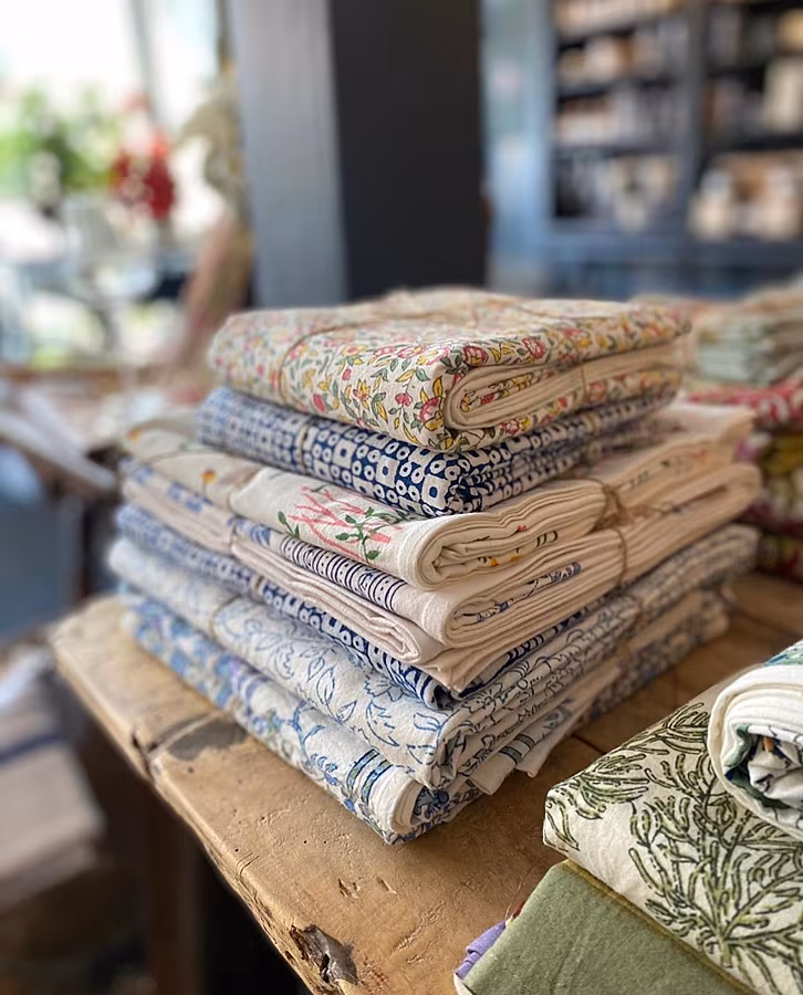 NY---Spruce-Home-Goods---folded-linens