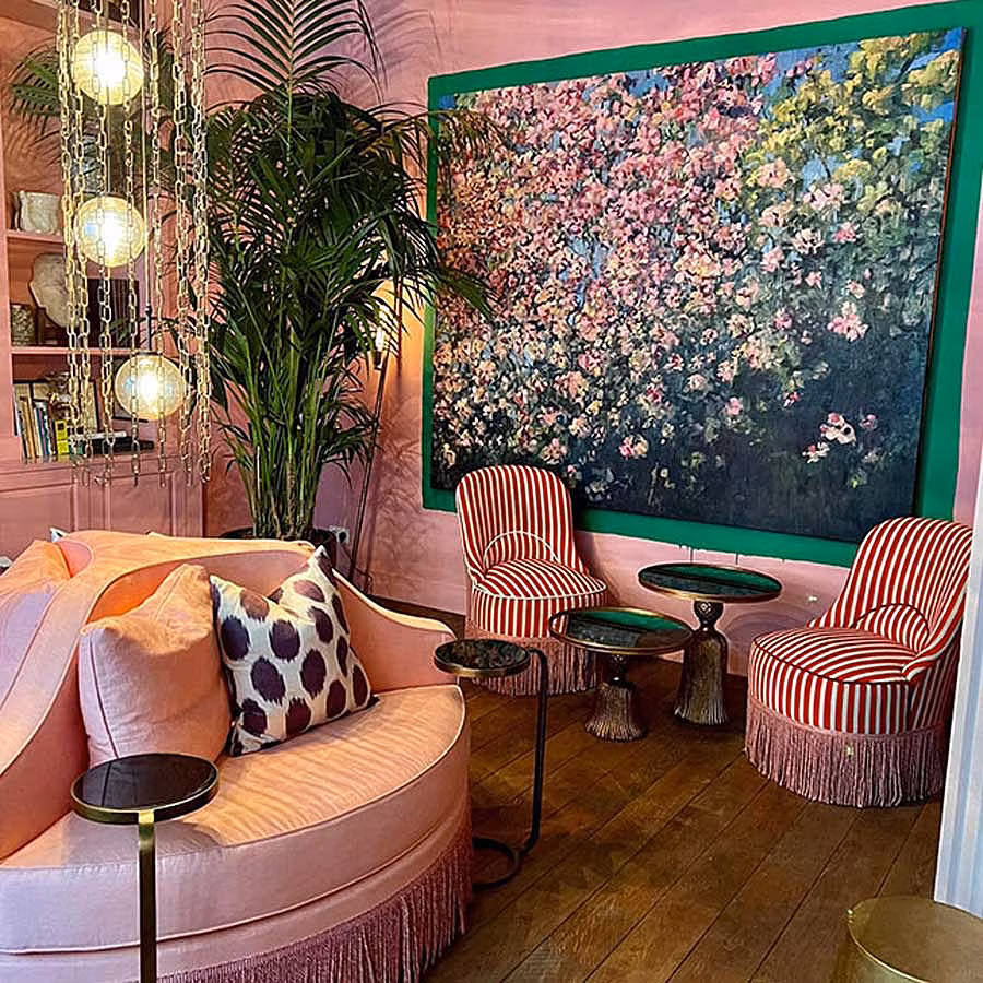 Hotel---Flora