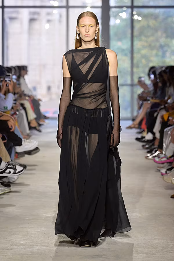 Mood---00036-3-1-phillip-lim-spring-2024-ready-to-wear-credit-gorunway-1900x2850