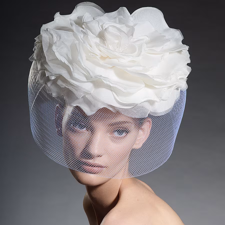 Mood---PHILIP-TREACY-VEILED-HAT-OC-895